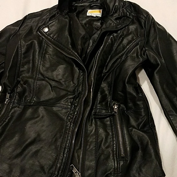 Leather Jacket (small adults) - Picture 2 of 4